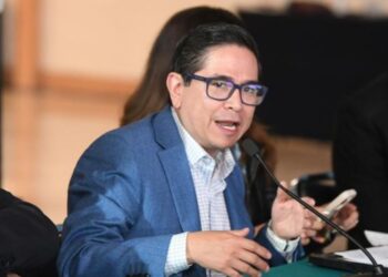 Pemex: PAN denuncia derrame de petróleo en golfo