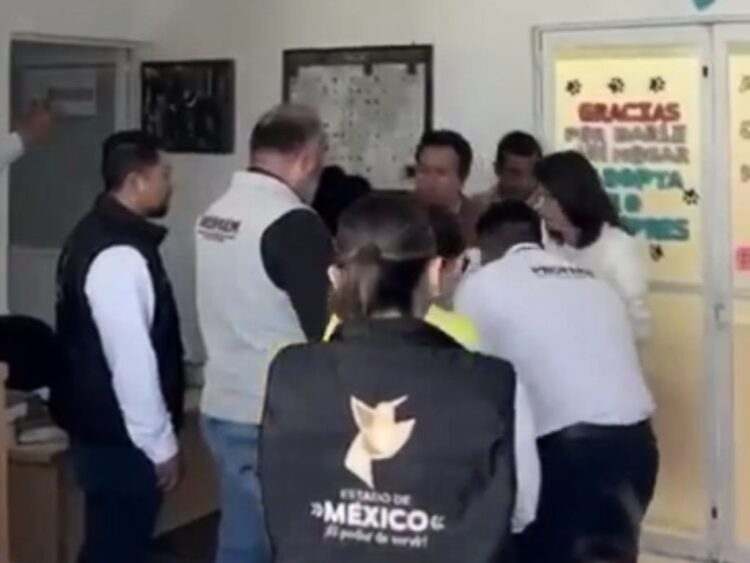 Personal de la PROPAEM con la senadora y exalcaldesa de Tecámac.