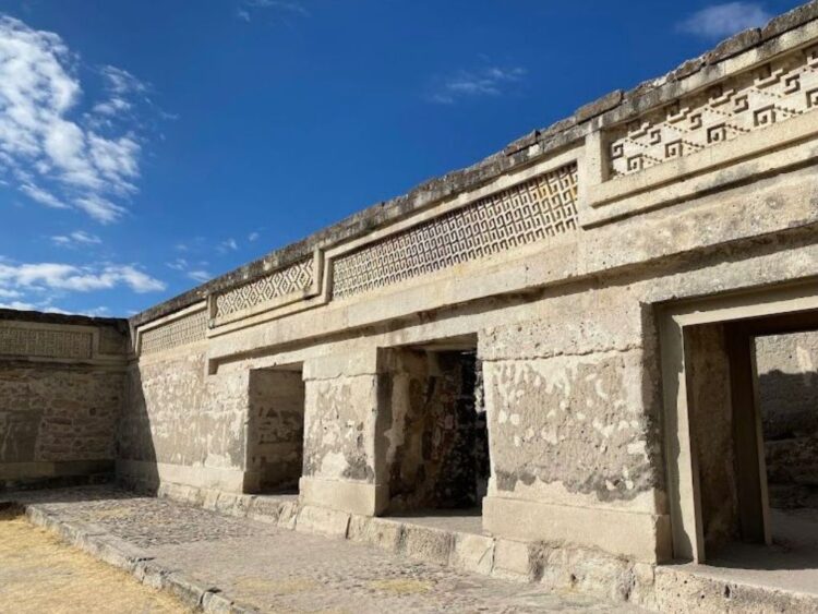 Refuerzan la seguridad en la zona arqueológica de Mitla, Oaxaca