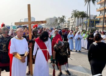 Viacrucis en Veracruz. Representación de la Pasión de Cristo en Río Blanco, Veracruz. Foto: Especial