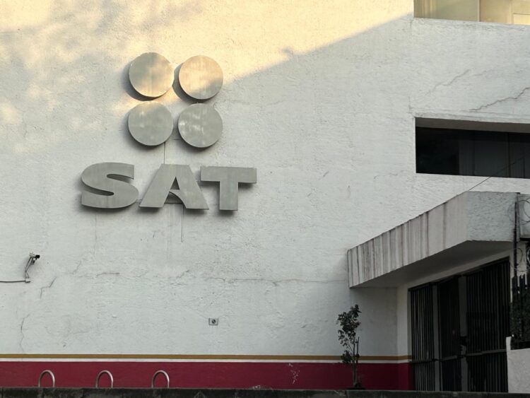 SAT amplía horario para Declaración Anual 2025 hasta el 30 de abril