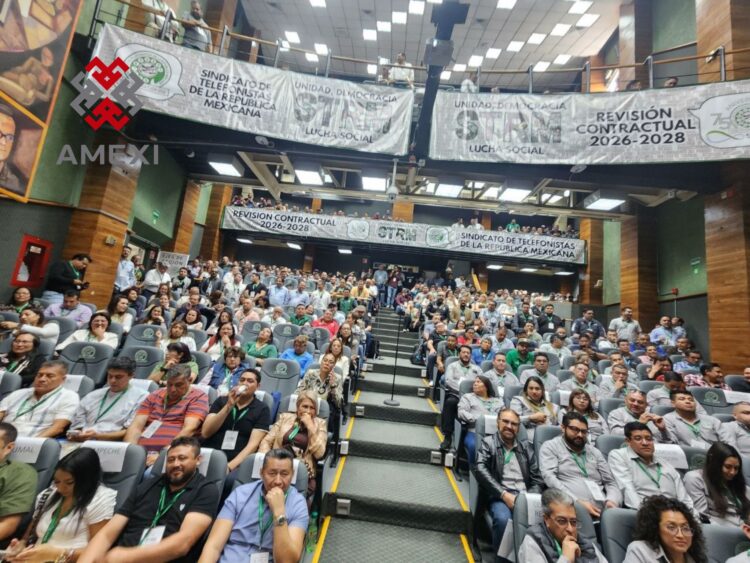 Delegados de los 190 secciones del STRM, instalan asamblea general de revisión contractual 2026-2028, en el auditorio Jesus Hernández Juárez, este 21 de abril