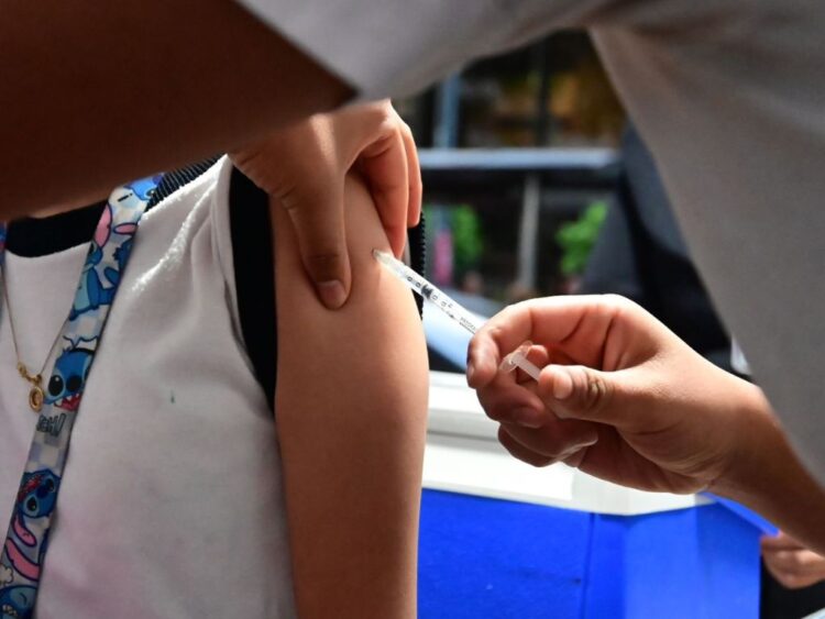 Sarampión, continúa la vacunación. AMEXI Foto Secretaría de Salud