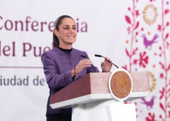 Sheinbaum destaca interés de BlackRock por invertir en México y ve “gran oportunidad” en el país