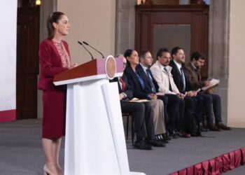 Sheinbaum rechaza tráfico de influencias y ordena revisar contratos