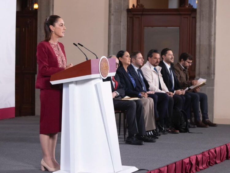 Sheinbaum rechaza tráfico de influencias y ordena revisar contratos