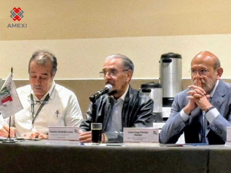 Sindicatos de la UNT en mesa de diálogo con el CFCRL.