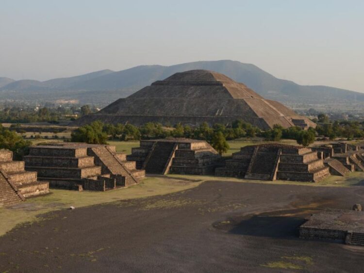 Teotihuacán reabre sus puertas: la pirámide de la Luna permanecerá cerrada