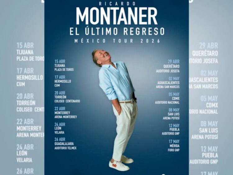 Ricardo Montaner canta en vivo ante un público lleno en la Plaza de Toros de Tijuana durante el inicio de su gira 2026.