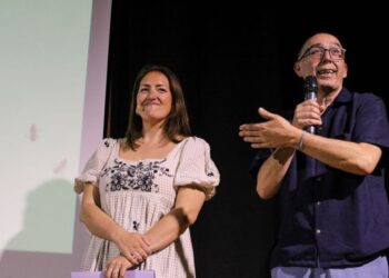 Proyección de la película “Black Water” en la inauguración del Ecozine Film Festival en Zaragoza, con enfoque en la crisis climática en Bangladesh.