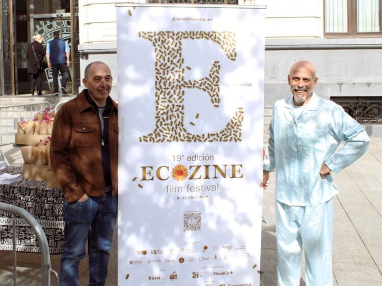 Presentación del Ecozine Film Festival en Zaragoza, con actividades artísticas y promoción de cine ambiental internacional.