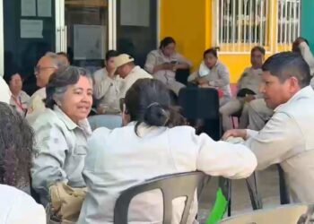 Trabajadores en paro. En riesgo, el control del dengue en Oaxaca.