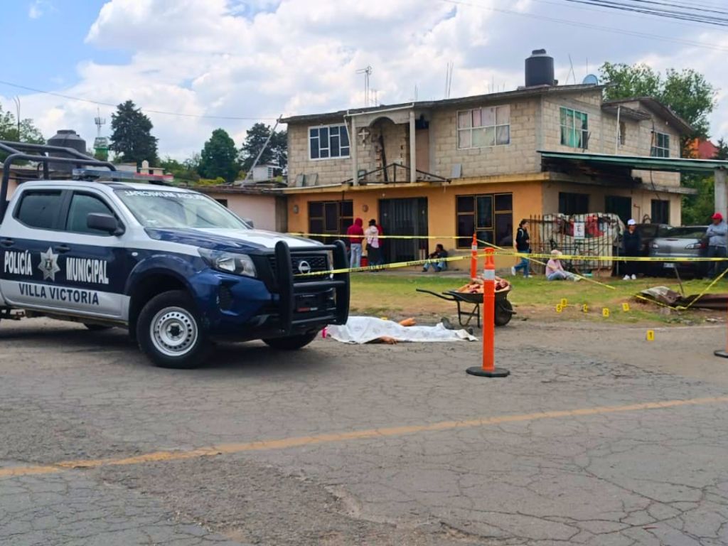 Breves de los Estados del 1 de abril. Persecución Policiaca en Villa Victoria.