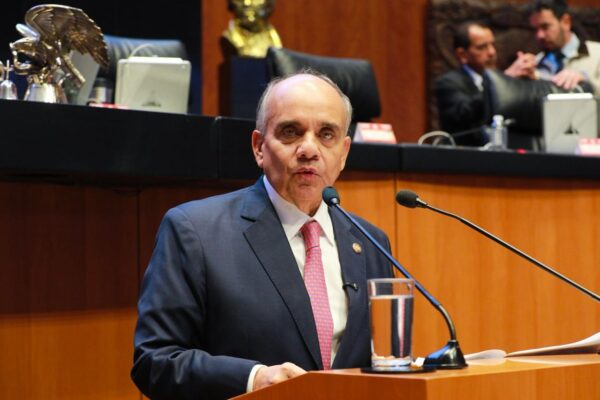 Coordinador del PRI en el Senado, Manuel Añorve