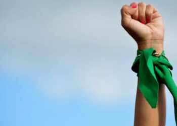 Mujeres podrán solicitar amparos para abortos voluntarios