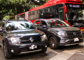 Hoy No Circula del lunes 20 de abril.