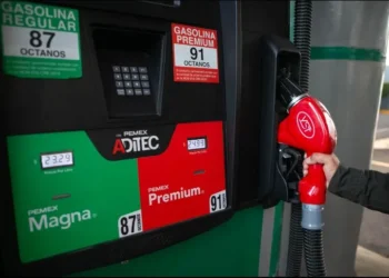 PRI acusa a Morena de mantener precio de gasolina artificialmente alto