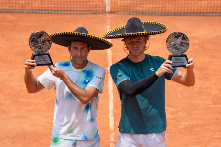 Santiago González y Ryan Seggerman