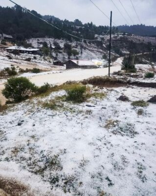 El director de la Coordinación de Protección Civil y Gestión de Riesgos (CEPCOyGR), Manuel Maza dijo que se activó la fase de contingencia 1, para atender a la población civil.