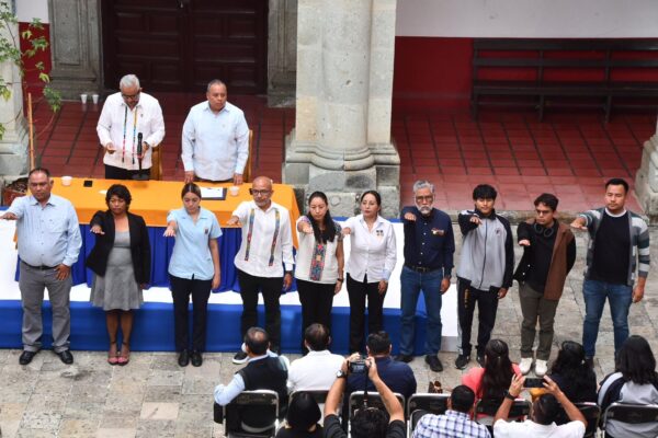 La Comisión Electoral esta conformada por 10 integrantes. AMEXI/FOTO/ Óscar Rodríguez, corresponsal