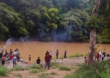 En Oaxaca las lluvias reportadas en las últimas 36 horas han dejado un saldo de dos víctimas, dos jóvenes y daños en carreteras.