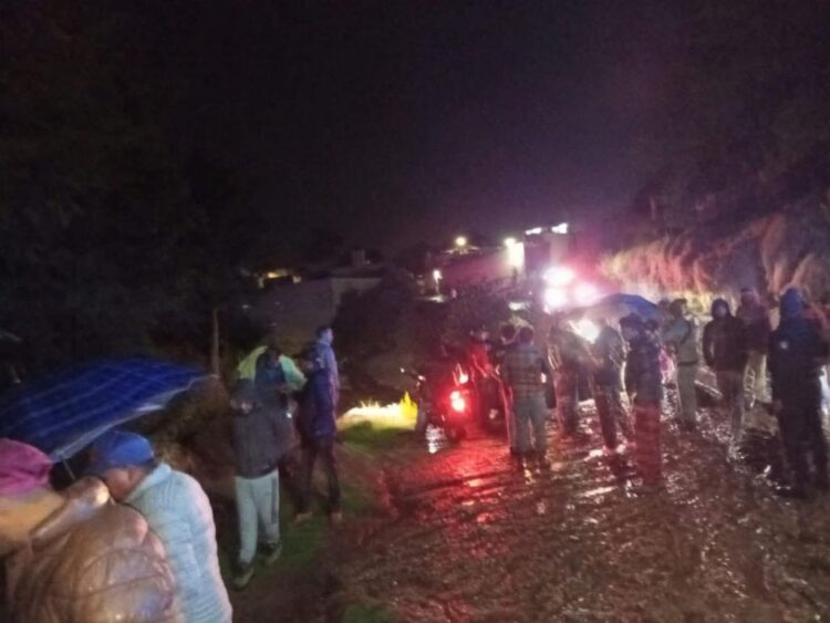 Lluvias desbordan afluentes en Metepec y Calimaya; menor arrastrado por la corriente fue hallado sin vida en Tenango del Valle