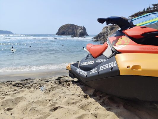 Semar reporta que derivado del monitoreo permanente de las condiciones de mar de fondo se registra oleaje de 1.5 a 2 metros de altura. AMEXI/FOTO/ Cortesía Protección Civil