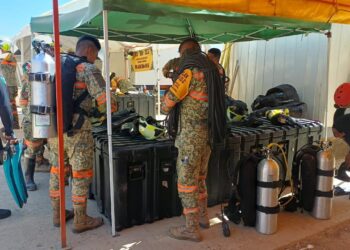 Las autoridades federales y estatales intensificaron las labores de rescate en la mina Santa Fe, donde tres trabajadores permanecen atrapados