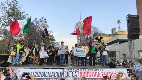 Sindicato Mexicano de Electricistas, en mitin frente a la Suprema Corte de Justicia de la Nación (SCJN)