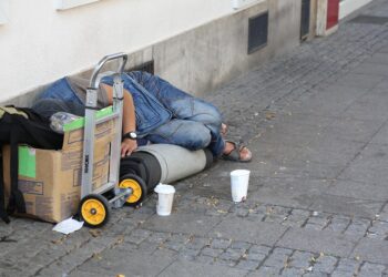 México reduce pobreza en 75 años, pero movilidad social sigue estancada