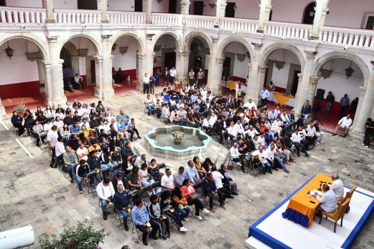 En Oaxaca inicia el proceso electoral para elegir al próximo rector de la UABJO y se designa a la Comisión Electoral.