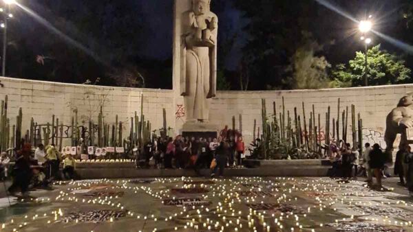 Las madres buscadoras de la Ciudad de México se reúnen en el Centro Histórico, o frente a las fiscalías