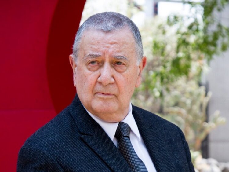 Alberto Dallal recibe el Premio Bellas Artes 2026. | AMEXI/FOTO: Unam