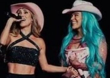 Anahí compartió el especial regalo y la emotiva dedicatoria que recibió de Karol G por su cumpleaños 43 | AMEXI/FOTO: IG @anahi