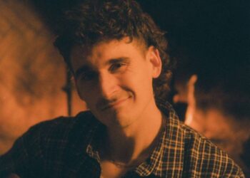 Borja lanza “Atanor”, un EP Donde Elige la Vulnerabilidad por Encima del Desapego