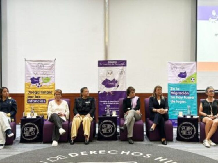 CDHCM reúne a futbolistas para dialogar sobre mujeres, futbol y Derechos Humanos