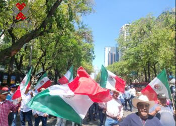 Transprortistas y agricultores de distintas partes del país marcharon en la Ciudad de México este 20 de mayo y anunciaron movilizaciones rumbo a la Copa Mundial de Futbol 2026