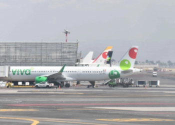 Aeropuerto Internacional de la CDMX reporta amenaza de bomba; falsa alarma