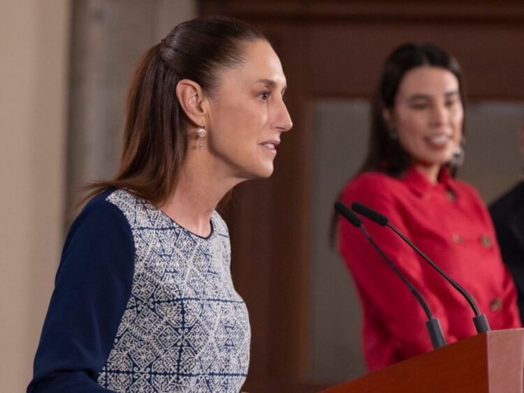 Cuentas Claudia Sheinbaum en la conferencia del 15 de mayo de 2026. AMEXI Foto Presidencia