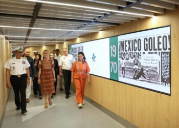 Aeropuerto Claudia Sheinbaum recorre el AICM. AMEXI Foto Presidencia