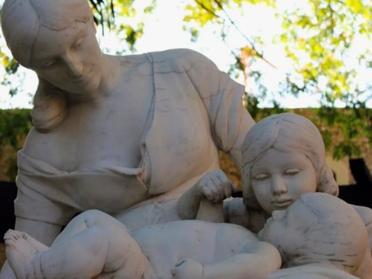 Costoso Día de las Madres 2026. Suben hasta 15% precios de obsequios y comidas.