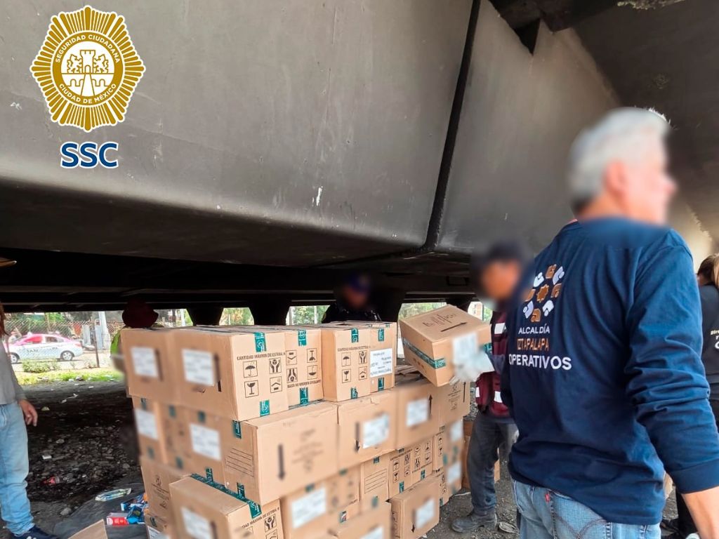Detienen a sujeto con cajas de medicamento de venta restringida