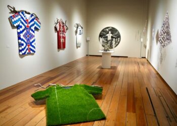 El Museo de la Ciudad de México presenta “Diosa Redonda”, una exposición de Gabriela González Leal que mezcla futbol y arte contemporáneo. | AMEXI/FOTO: cultura.gob.mx