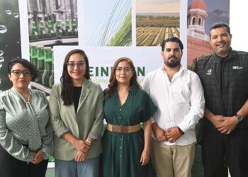 Representantes de Heineken México, Tecnológico de Monterrey y startups participantes presentan la edición All Stars del Heineken Green Challenge enfocada en innovación sustentable.
