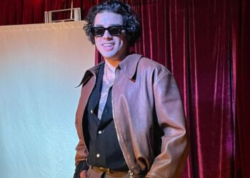 Mario Bautista en conferencia de prensa durante el lanzamiento de su álbum Loverboy, proyecto musical compuesto por siete canciones.