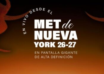 Escenario de ópera con elenco internacional durante una transmisión de En vivo desde el Met de Nueva York en el Auditorio Nacional.