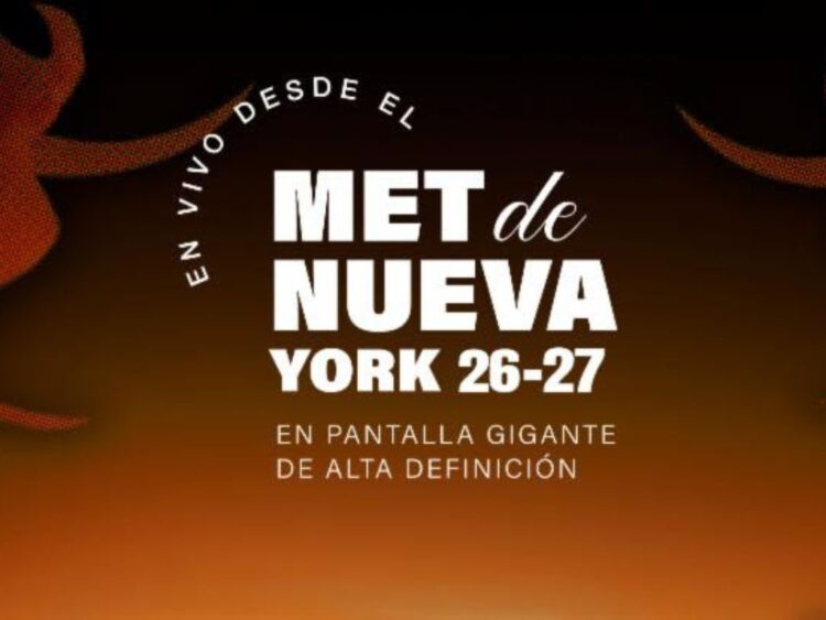 Escenario de ópera con elenco internacional durante una transmisión de En vivo desde el Met de Nueva York en el Auditorio Nacional.