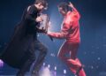 Silvestre Dangond canta junto a Juancho de la Espriella durante el cierre del Tour El Último Baile en el Estadio Nemesio Camacho El Campín de Bogotá ante miles de asistentes.