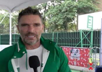 Julián Gil durante un encuentro con medios, donde habló sobre Irina Baeva, su nueva telenovela y el Mundial 2026.