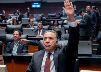 Enrique Inzunza Cázarez se ausenta de la Permanente